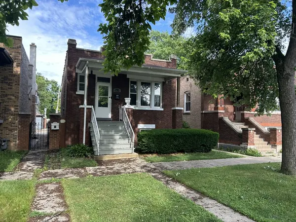 2639 Cuyler AVE, Berwyn, IL 60402
