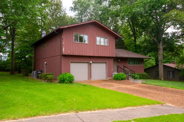 3007 W Kent DR, Carbondale, IL 62901