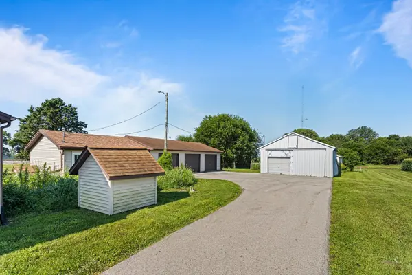 3511 N Rising RD, Champaign, IL 61822