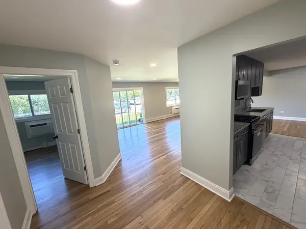 8936 Northshore DR #1G, Des Plaines, IL 60016