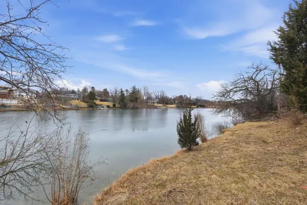 2149 Post RD, Northbrook, IL 60062