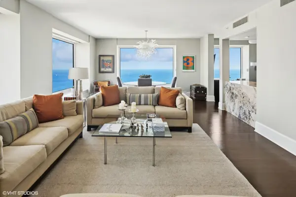 161 E CHICAGO AVE #49A, Chicago, IL 60611