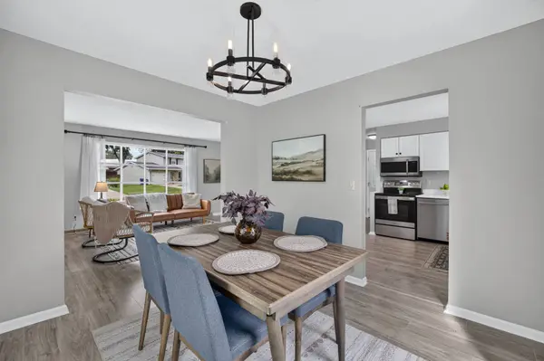 2531 New Lexington DR, Bettendorf, IA 52722