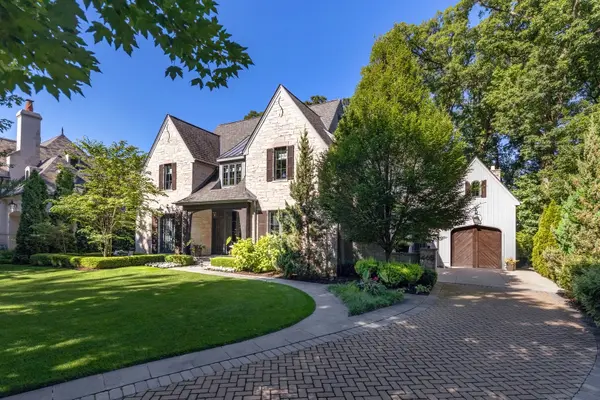 465 White Oak DR, Naperville, IL 60540