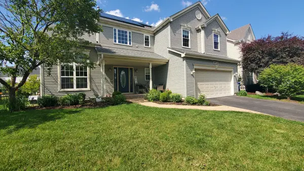40W216 Chapman CT, Geneva, IL 60134