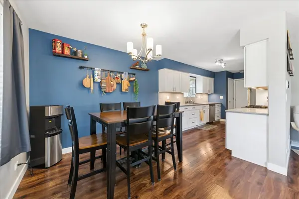 141 Village Creek DR #141, Lake In The Hills, IL 60156