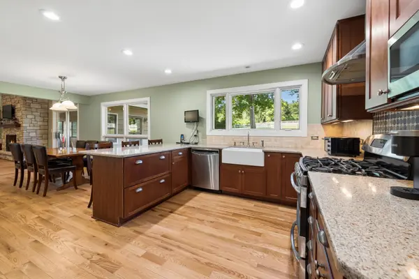 3605 Oak Ridge RD, Crystal Lake, IL 60012