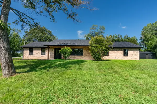 956 Auburn LN SE, Marion, IL 62959