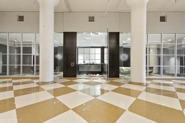 900 N KINGSBURY ST #780, Chicago, IL 60610