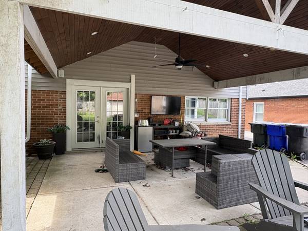 11555 S SACRAMENTO DR, Merrionette Park, IL 60803
