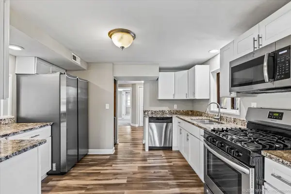5016 Oak Center DR, Oak Lawn, IL 60453