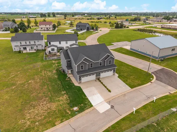 401 Jenny LN #B, Heyworth, IL 61745