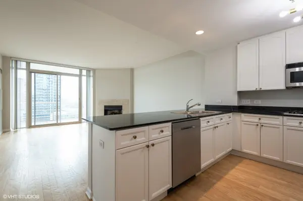 1515 S Prairie AVE #1204, Chicago, IL 60605