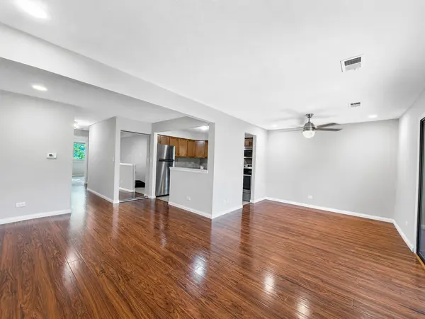 15137 Quail Hollow DR #206, Orland Park, IL 60462