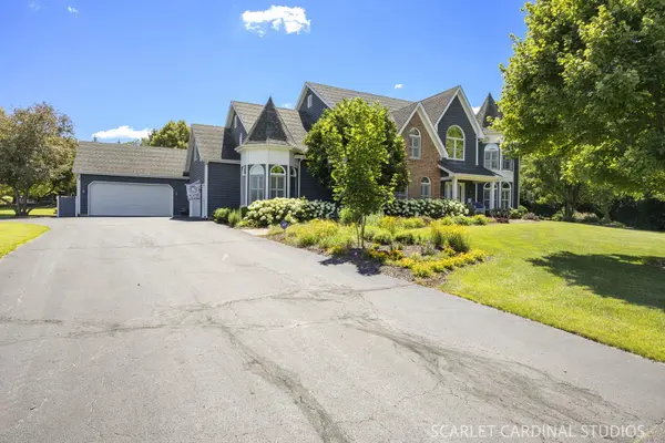 14 Abbeyfeale DR, Oswego, IL 60543