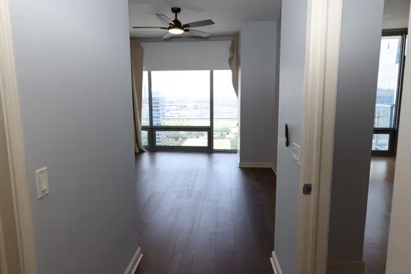 100 E 14th ST #2409, Chicago, IL 60605