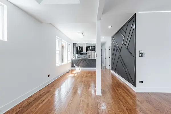 8020 S Bishop ST, Chicago, IL 60620