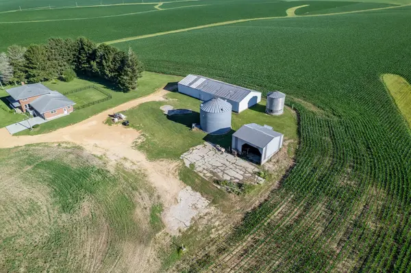 30319 Brookville A&B RD, Lanark, IL 61046