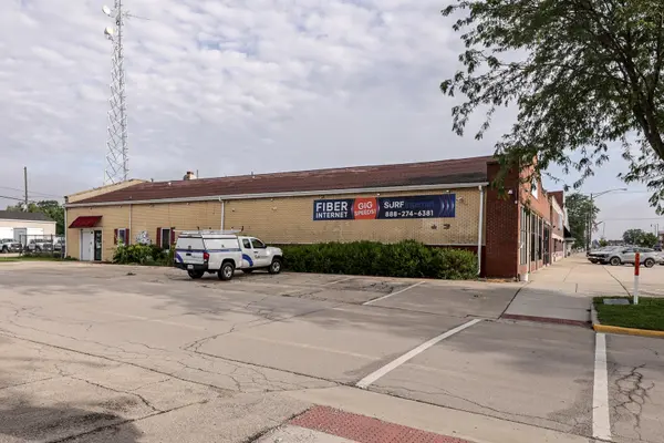 680 S Broadway ST S, Coal City, IL 60416