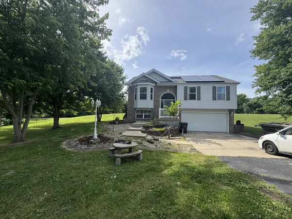3707 Torch Club RD, Alton, IL 62002