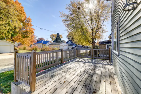 1303 Johnson AVE, Sterling, IL 61081