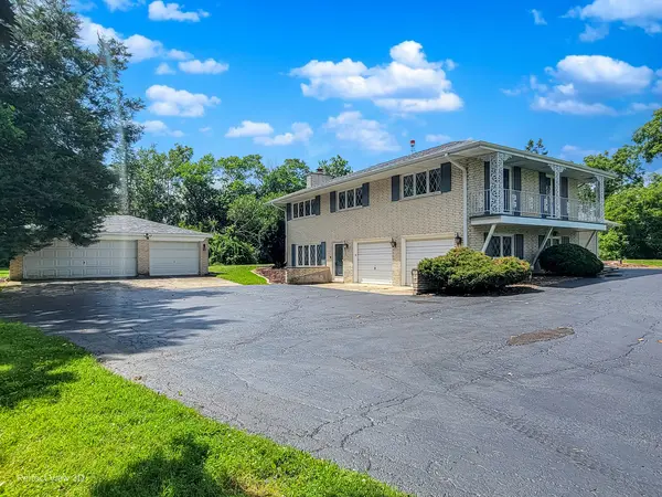 13900 108th AVE, Orland Park, IL 60467