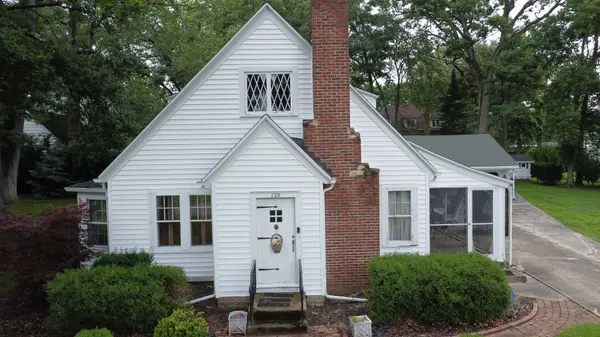 120 E Washington AVE, Watseka, IL 60970