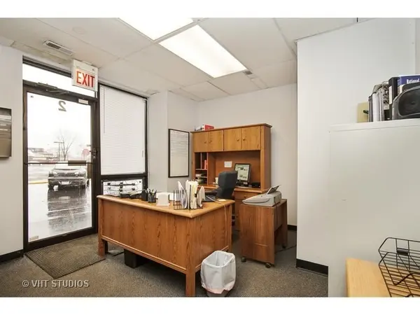 2385 Hammond DR #2, Schaumburg, IL 60173
