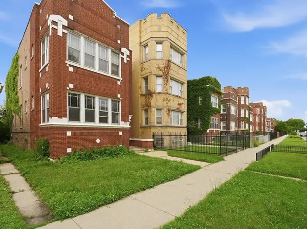 7842 S Constance AVE, Chicago, IL 60649
