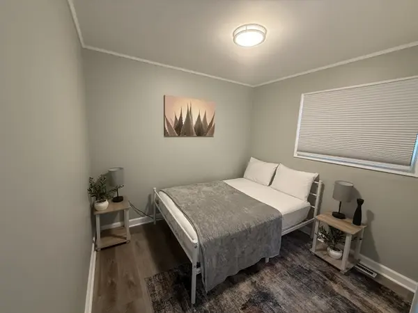 362 Marion CT, Wheeling, IL 60090