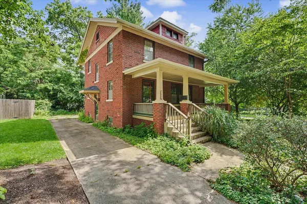 402 W Vermont AVE, Urbana, IL 61801