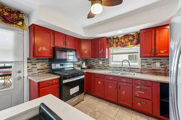 3021 Enterprise Park AVE, South Chicago Heights, IL 60411