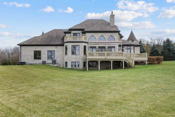 4220 Northgate DR, Spring Grove, IL 60081