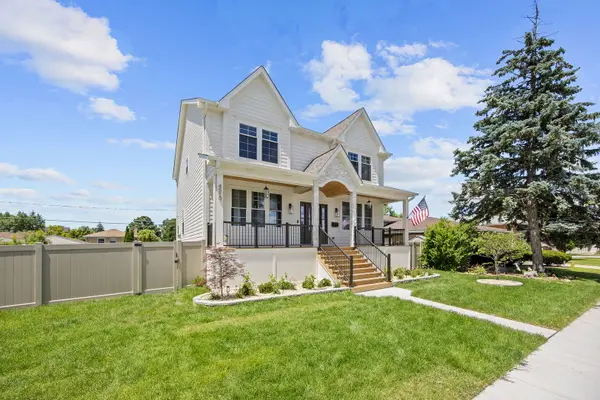 4510 Raymond AVE, Brookfield, IL 60513