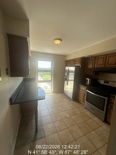 7229 W Higgins AVE #504, Chicago, IL 60656