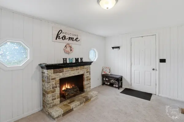 403 South ST, Crescent City, IL 60928