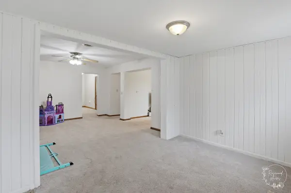 403 South ST, Crescent City, IL 60928