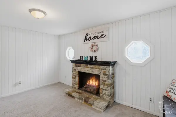 403 South ST, Crescent City, IL 60928