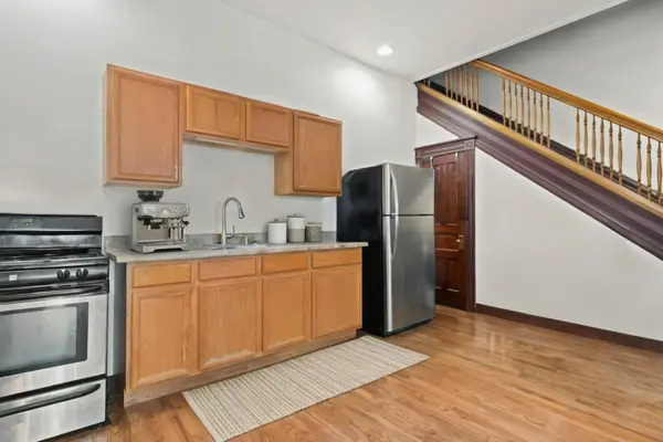 1132 E 44th ST, Chicago, IL 60653