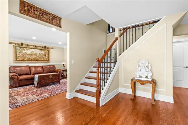2925 Parkside DR, Highland Park, IL 60035