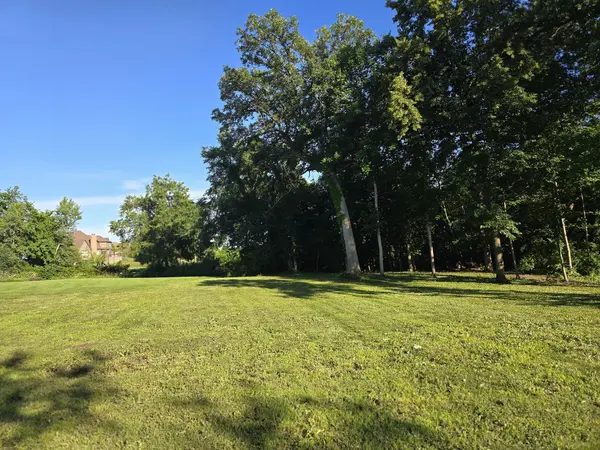 7146 Ironwood CT, Yorkville, IL 60560
