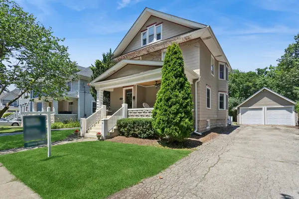 111 W Franklin ST, Wheaton, IL 60187