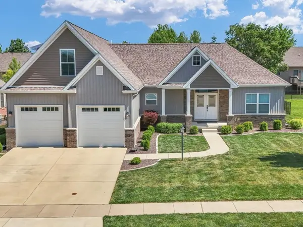 1606 Kassen AVE, Mahomet, IL 61853
