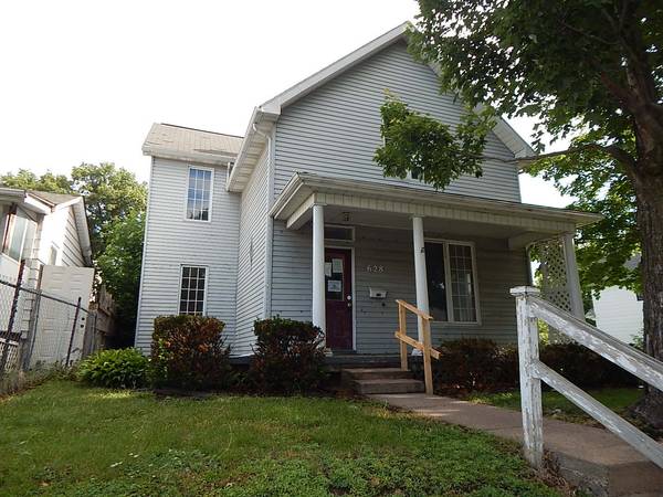 628 W 14th ST, Davenport, IA 52803