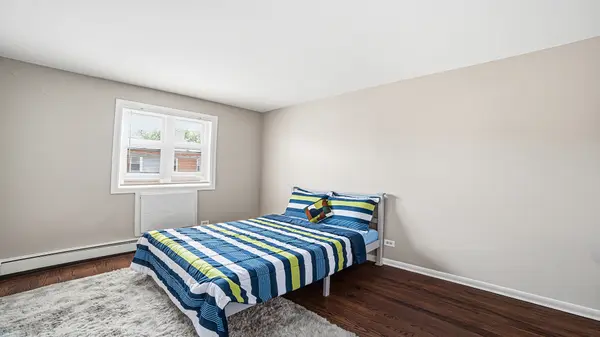 2411 W Balmoral AVE #3B, Chicago, IL 60625