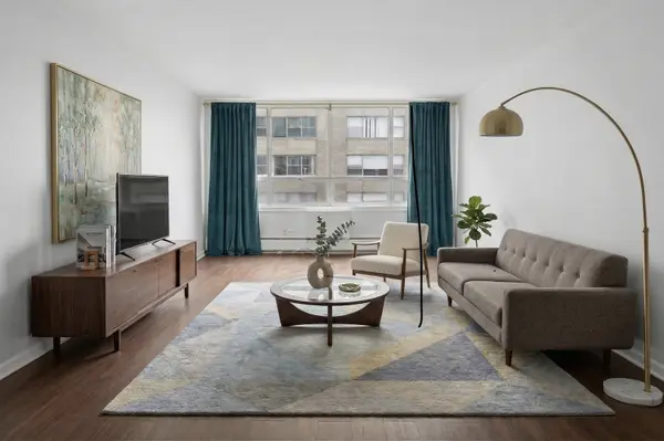 6171 N Sheridan RD #2104, Chicago, IL 60660