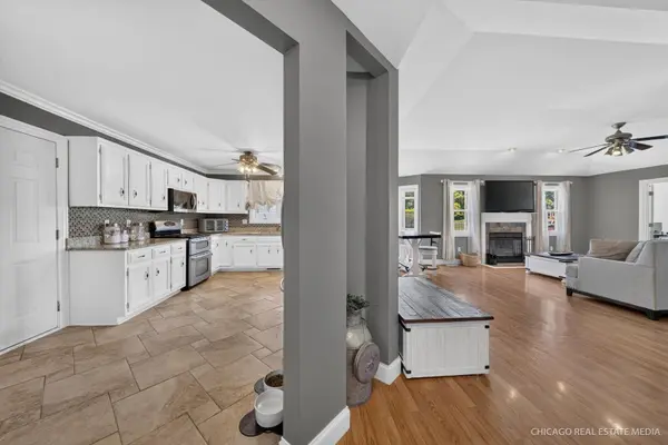 330 W Amie AVE, Hinckley, IL 60520