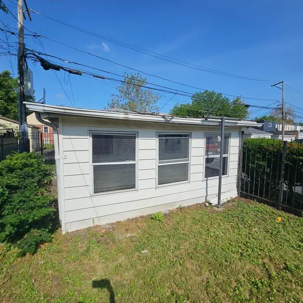 8456 S Damen AVE, Chicago, IL 60620