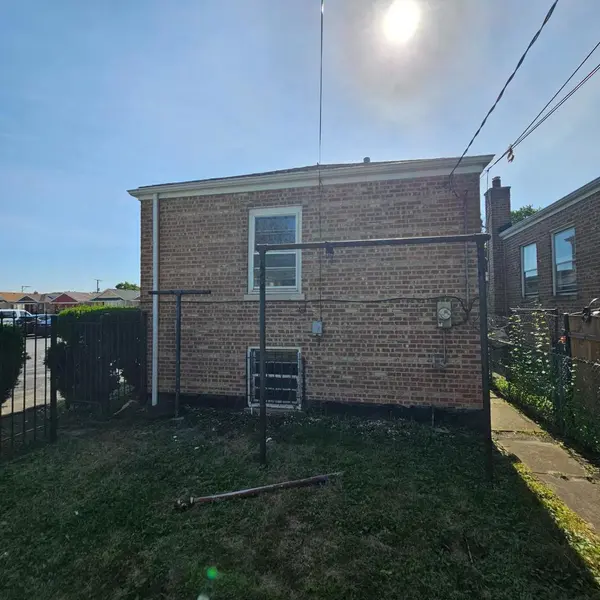 8456 S Damen AVE, Chicago, IL 60620