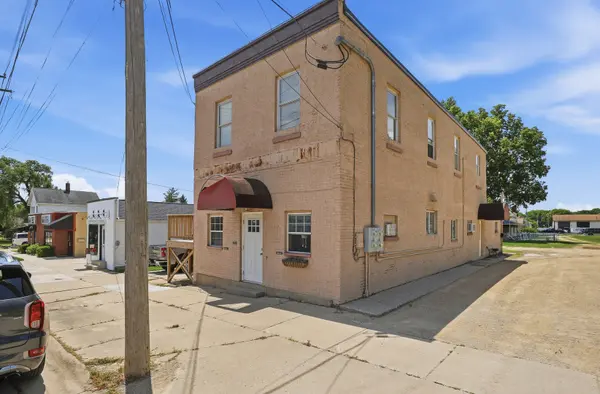 721 N Brinton AVE, Dixon, IL 61021